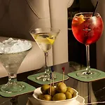 Golden Tulip Piram