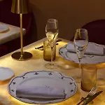 Golden Tulip Piram Hotel