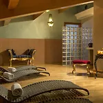 Golden Tulip Piram 4*
