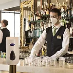 Golden Tulip Piram