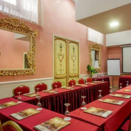 Golden Tulip Piram ローマ