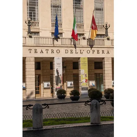 Golden Tulip Piram 4*