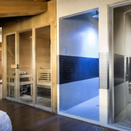 فندق Golden Tulip Piram 4*