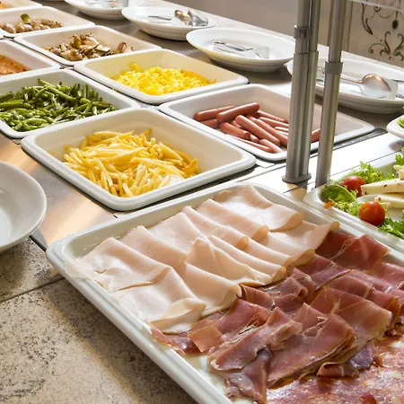 Golden Tulip Piram 4* Rome