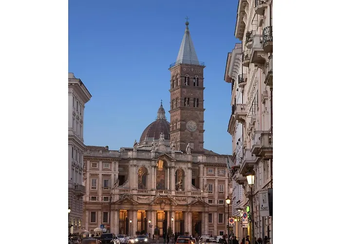 ホテル Golden Tulip Piram