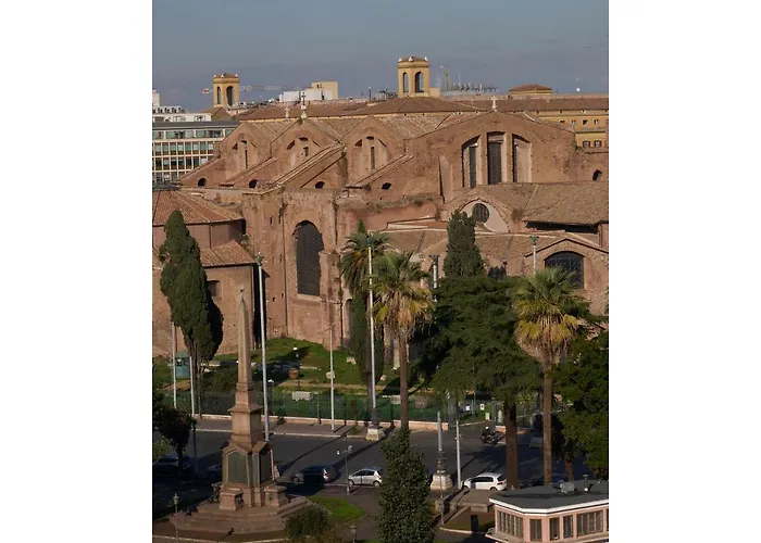 Golden Tulip Piram 4*