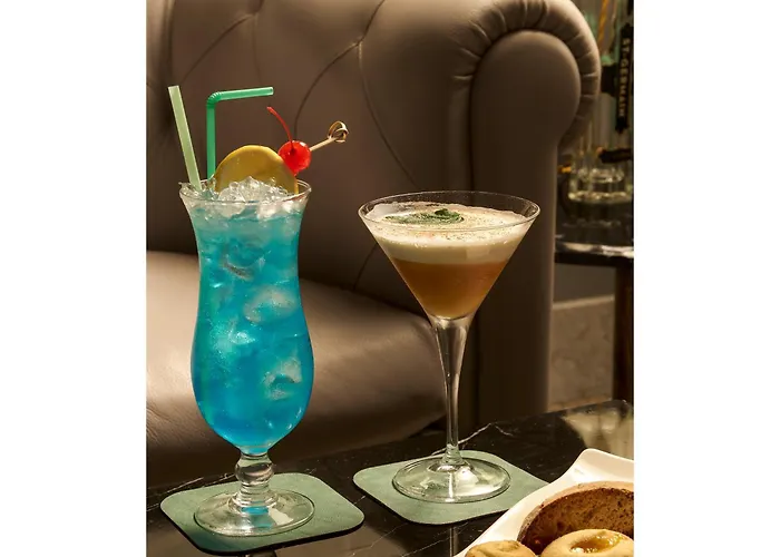 Golden Tulip Piram 4*