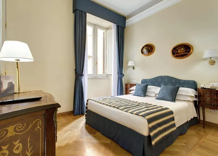 Golden Tulip Piram 4*