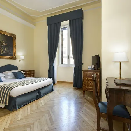 Golden Tulip Piram Řím