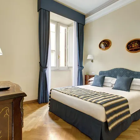 Golden Tulip Piram 4*